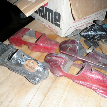 Old gas powered roadsters - Model Cars