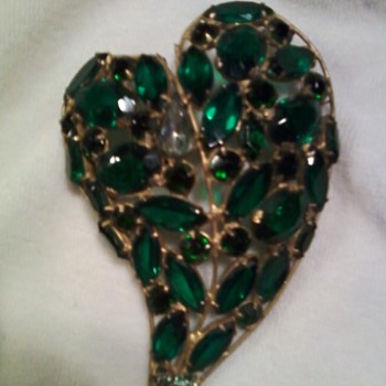 Vogue Sterling Pin