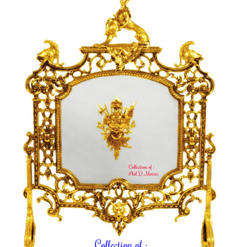 Irish 19th Century Armorial Heraldic Fire Screen From Ireland - Furniture