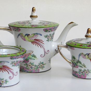 Japanese Porcelain Tea Service~Pot, Sugar, and Creamer~(have the Cups & Saucers, too!), Any info welcome - Asian