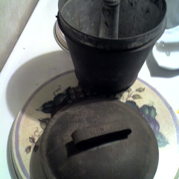 Help ! ! Bought this "thing" at a garage sale .? ? ? - Kitchen