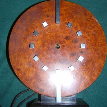 Art Deco Burlwood Alarm clock