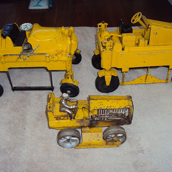 Old Cast Iron Toys 