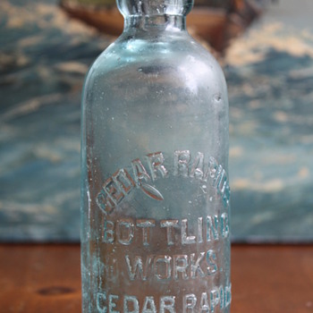 Cedar Rapids Bottling Works Bottle - Bottles