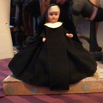 Nancy Ann Storybook Doll, Nun, circa 1930's or 40's ?? - Dolls
