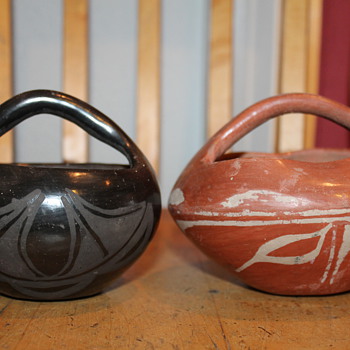Southwestern Native American Pottery 2 pots with Handles "Baskets"