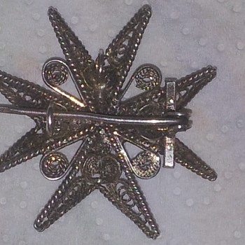 belle roche de dos - Costume Jewelry