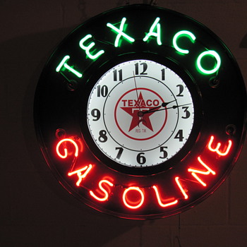 texaco neon clock