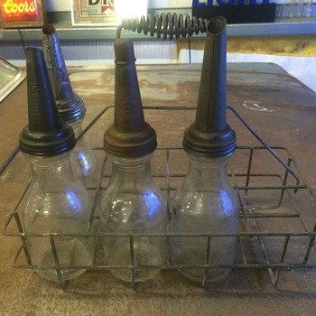 Jay B. Rhodes Co. oil bottle carrier. - Petroliana