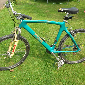 Asta carbon fibre bike, Country and makers details wanted please - Sporting Goods