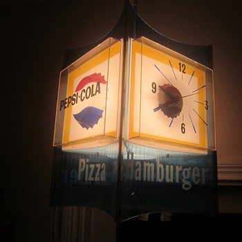 Very Rare Pesi Cola Lantern Rotating Diner Clock New In the Box - Clocks