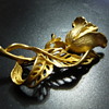 Flowers pin