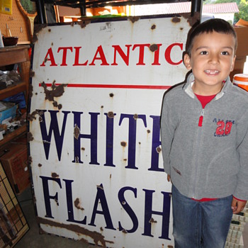 Atlantic White Flash Porcelain Sign - Petroliana