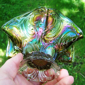 Imperial Rococo Small Bowl in Smoke 