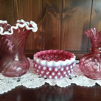 Mama Tee's Fenton Glass - Glassware