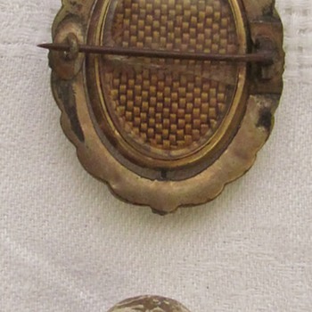 Victorian American Mourning Brooch & Civil War 'Shot' - Military and Wartime