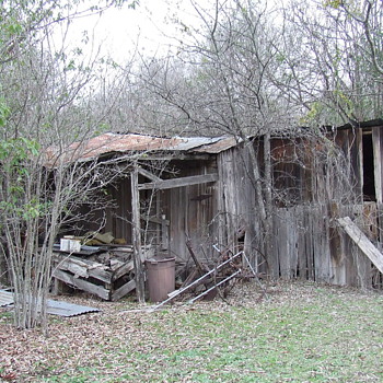 A few more houses and buildings in my neighborhood - Photographs