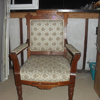 Vintage Arm Chair - Furniture