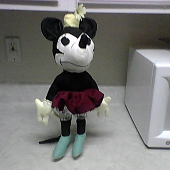 DAISY  HAT MINNIE RAG DOLL