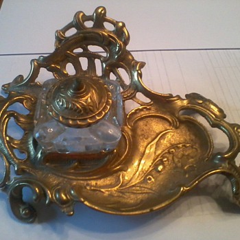Garage Sale find....... Ink well??????