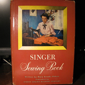 1949 Singer Sewing Machine Book