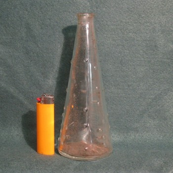 Weird bottle with textured outside - Bottles
