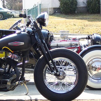 Ford T Bucket & 45 flathead - Motorcycles