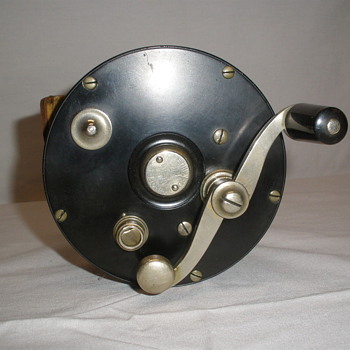 Help Identifying Vintage Edward Vom Hofe Reel - Fishing