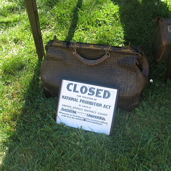 Gatsby Summer Afternoon - Prohibition sign, sewing machine and typewriter