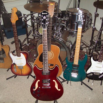 My Left Handed Guitar Collection
