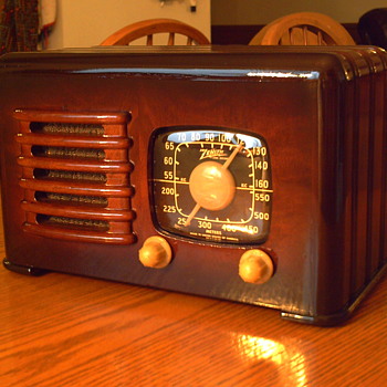 1941 zenith 6d 525 - Radios