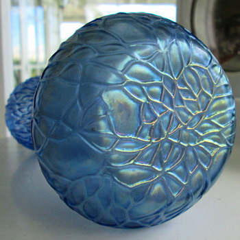 Kralik Martele Violet Blue Vase - Art Glass