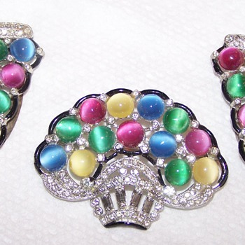 Pastel Cabochon Set - 2 Dress Clips and a Brooch
