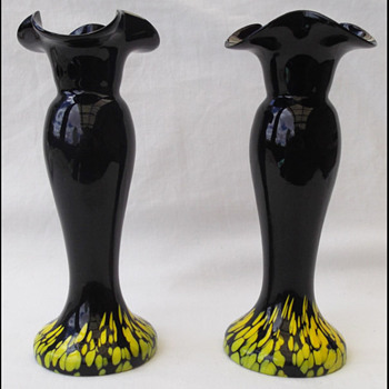 Welz?? Black with Yellow spots