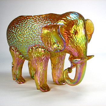 Loetz animal figures, circa 1900-1910 - Art Glass