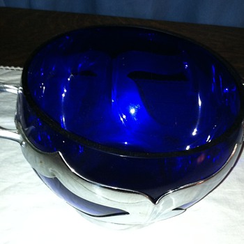 Farber Brother's Cobalt Ice Container
