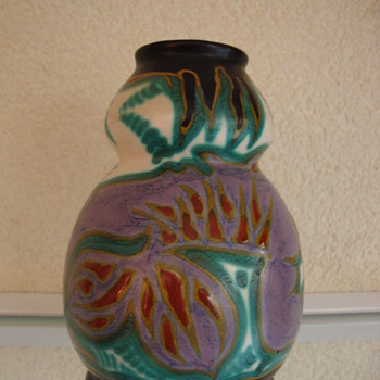 zuid holland vase 20s