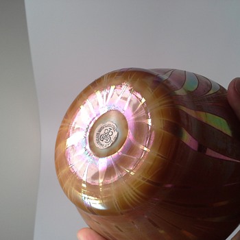 Early Tiffany gourd vase ? or Trevaise ?