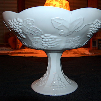 Antique Fruit Bowl & Vase