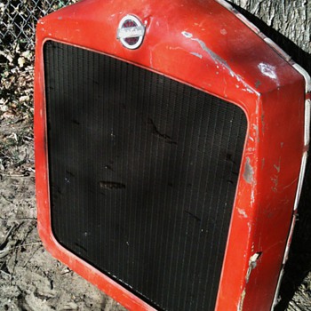 1926 Studebaker Fire Truck grill and radiator - Classic Cars