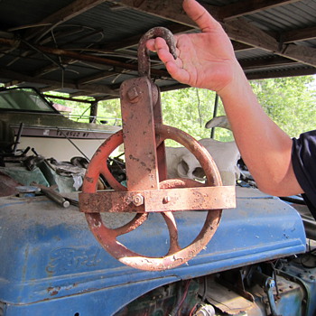 Wooden or Cast iron pulley - Tools and Hardware