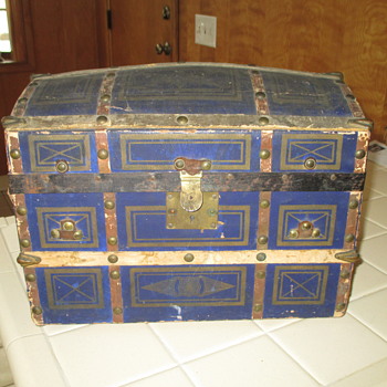 Blue Paper Covered Doll Trunk - Need Restoration Advice - Furniture