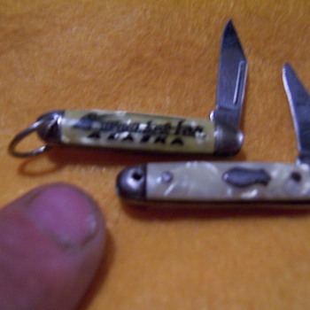 very very small knifes