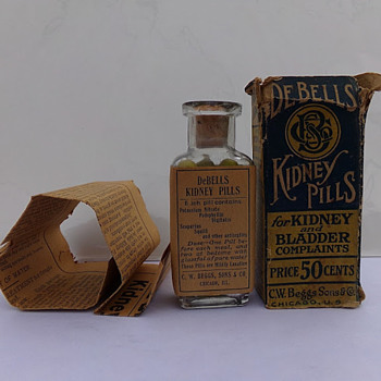 1910s Medicine: Boxed, Labeled, Full, With Flyer - Bottles