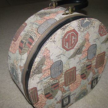 Hat Case - Accessories
