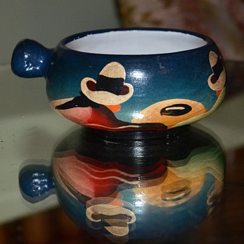 Small tureen - Mexican painting? - Art Pottery