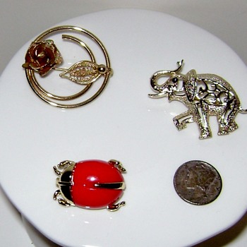 Sarah Coventry Pins - Costume Jewelry