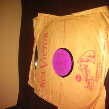 Victrola record player and records - Records