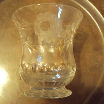 IS THIS GLASS OR CRYSTAL?  - Glassware