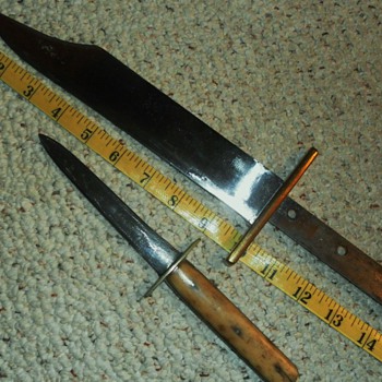 OLD KNIVES - Tools and Hardware